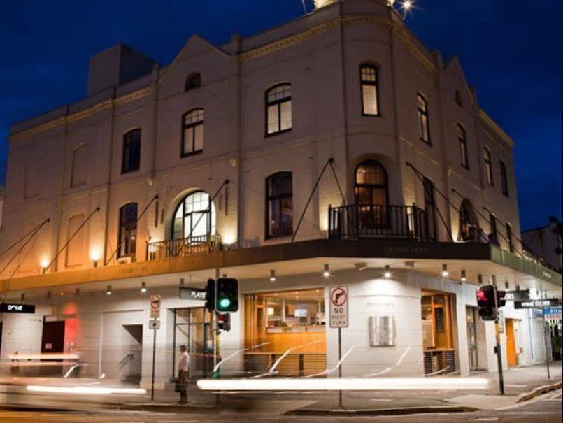 Crown Hotel Surry Hills Sydney Exterior photo